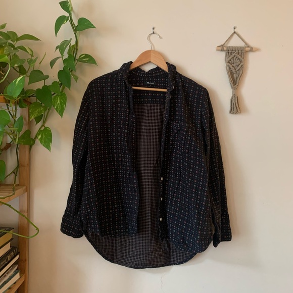 Madewell // Oversized Ex-Boyfriend Shirt in Mayfair Foulard - Picture 3 of 10